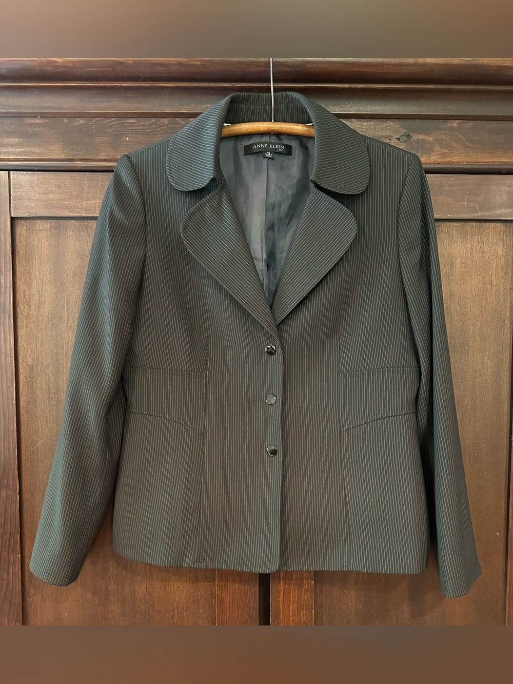 Anne Klein • women’s suit blazer • jacket • coat • snap front • fully lined
